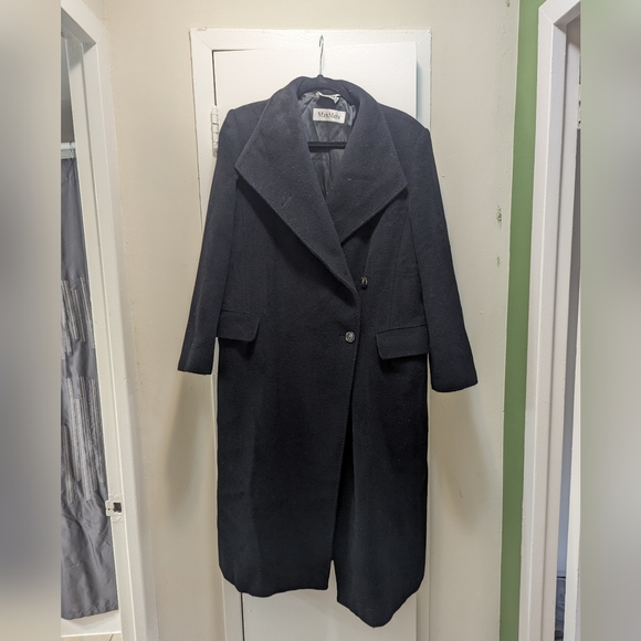 Wool and Cashmere MaxMara Coat - Picture 4 of 12